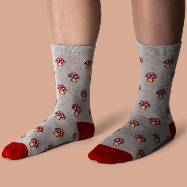 Jess & Lou - Light Grey with Red Mushrooms Ladies Bamboo Socks (BW191)