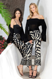Robell – Joella 09-Cropped Bootleg Trouser in Bold Black/Taupe Print (53466-5662)
