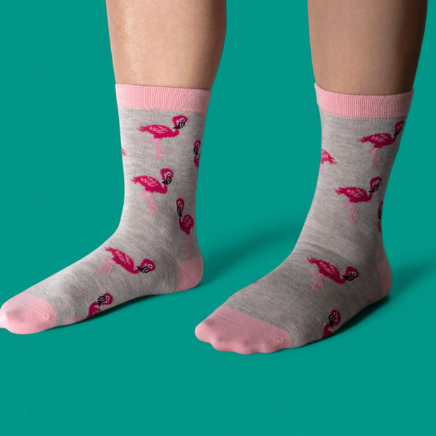 Jess & Lou - Light Grey & Pink Flamingo Ladies Bamboo Socks (BW240)